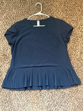 Spank Womens Navy Pleated Hem Short Sleeve Top